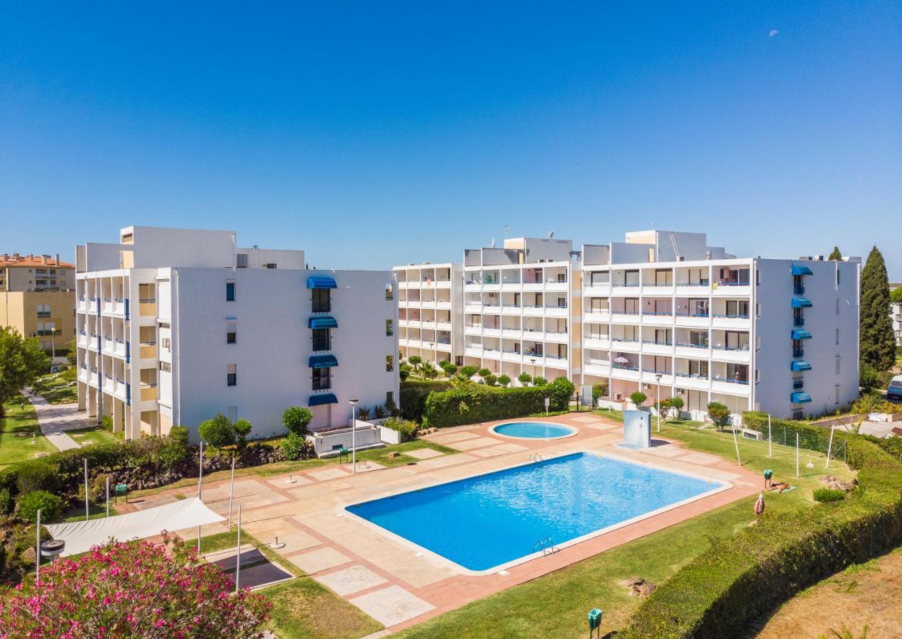 Apartment Pé Do 1 Bedroom With Pool Quarteira
