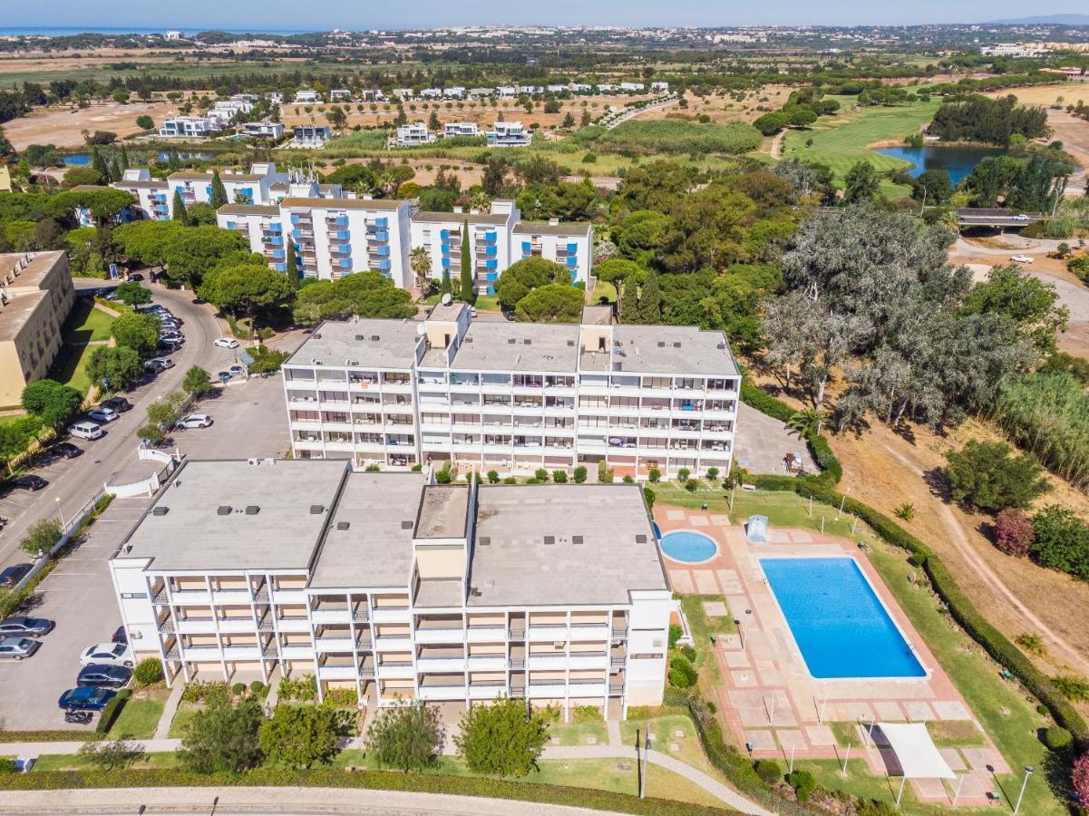 Pé Do 1 Bedroom With Pool
